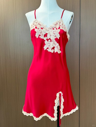 dongguan silk robe dongguan silk slip dongguan silk sleep dress dongguan silk pajamas dongguan men silk pajamas dongguan lingerie dongguan underwear dongguan sexy pajamas dongguan brassiere dongguan loungewear 