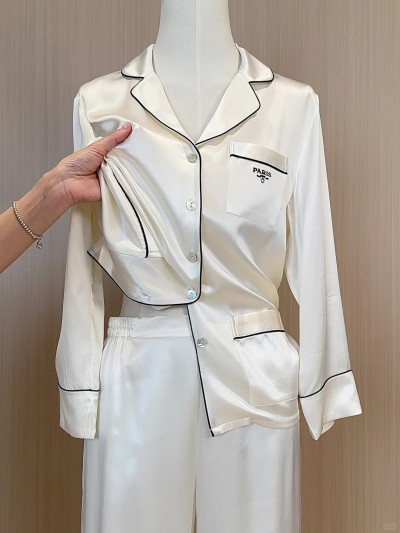 dongguan silk robe dongguan silk slip dongguan silk sleep dress dongguan silk pajamas dongguan men silk pajamas dongguan lingerie dongguan underwear dongguan sexy pajamas dongguan brassiere dongguan loungewear 