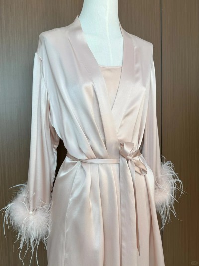 dongguan silk robe dongguan silk slip dongguan silk sleep dress dongguan silk pajamas dongguan men silk pajamas dongguan lingerie dongguan underwear dongguan sexy pajamas dongguan brassiere dongguan loungewear 