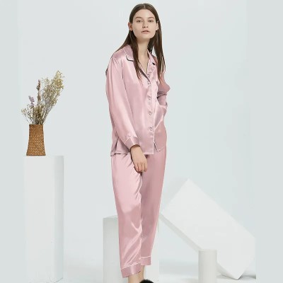 dongguan silk robe dongguan silk slip dongguan silk sleep dress dongguan silk pajamas dongguan men silk pajamas dongguan lingerie dongguan underwear dongguan sexy pajamas dongguan brassiere dongguan loungewear 