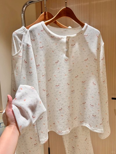 dongguan silk robe dongguan silk slip dongguan silk sleep dress dongguan silk pajamas dongguan men silk pajamas dongguan lingerie dongguan underwear dongguan sexy pajamas dongguan brassiere dongguan loungewear 